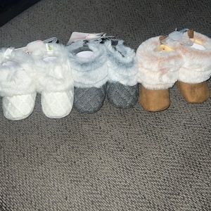 three boots size 1 for 0 to 3 months